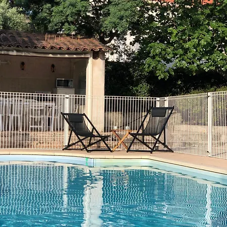 Dom wakacyjny La Ventourinado 12 Personnes Piscine Chauffee